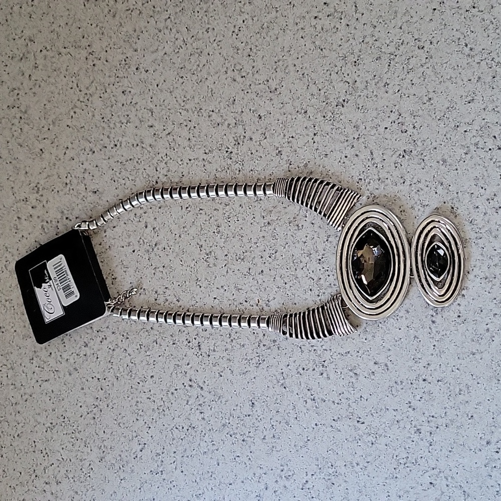 NWT Coco & Mim Necklace